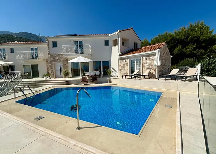 Luxury Michelle فيلة أوروبيتش